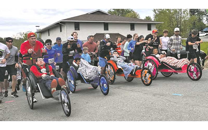 Community comes together for Run for Holland