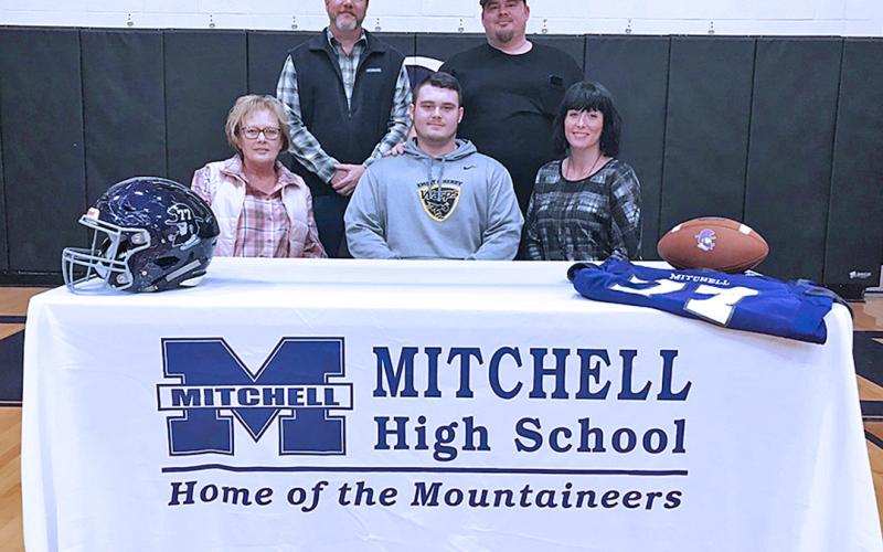 Lathan signs