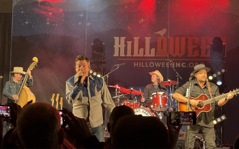 MNJ Photos/Jaren Gragg.  Ketch Secor of Old Crow Medicine Show sings at the Hilloween Benefit Concert.