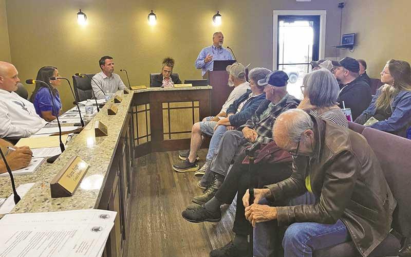 Project Manager Preston Kendall explains Ingles' tentative plans for a new grocery store at the junction of U.S. Highway 19E and Greenwood Avenue.