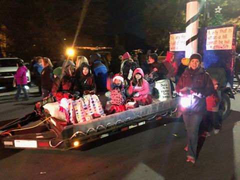 Past parade participants bundle up. (File photo)