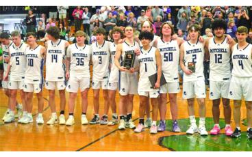 MNJ photo/Brian Hobson. Mitchell Mountaineers proudly posed after their win.