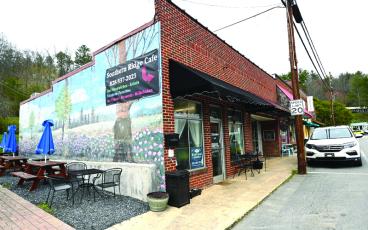 MNJ photo/Sarah Quintas. Southern Ridge Cafe has been a staple of downtown Bakersville.